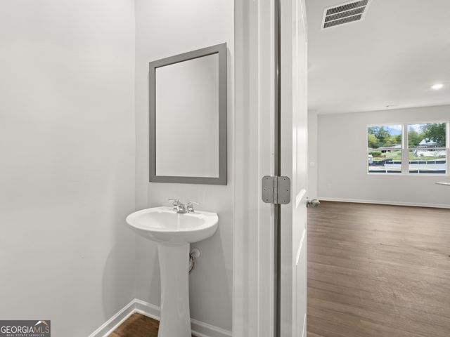 5966 Skylar Drive, Atlanta, GA 30336