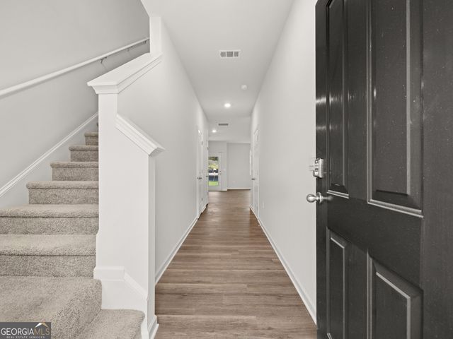 5966 Skylar Drive, Atlanta, GA 30336