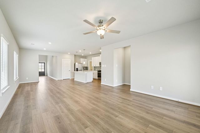 29206 Farmhouse Estates Drive, Waller, TX 77484