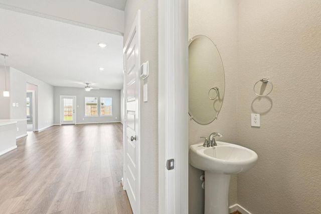 29206 Farmhouse Estates Drive, Waller, TX 77484