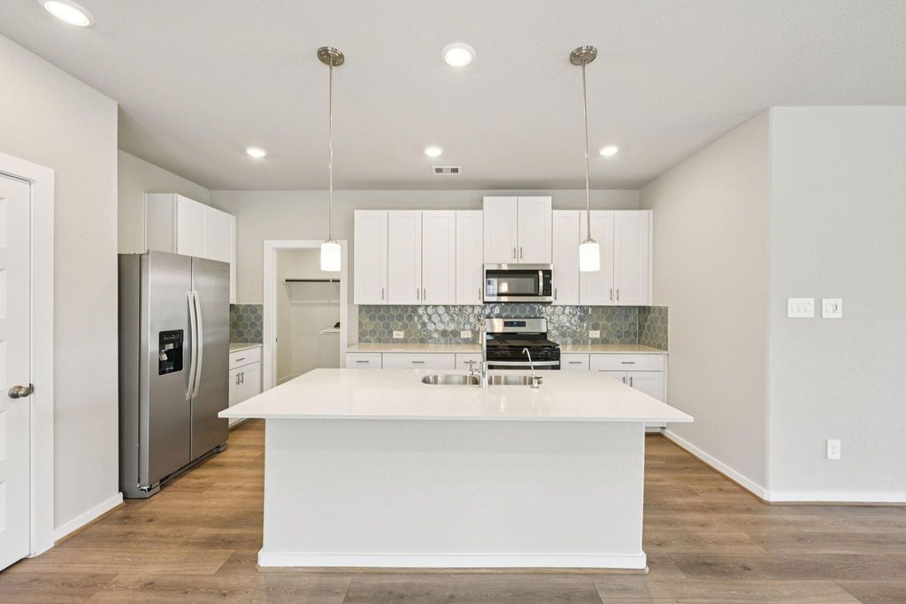 29206 Farmhouse Estates Drive, Waller, TX 77484