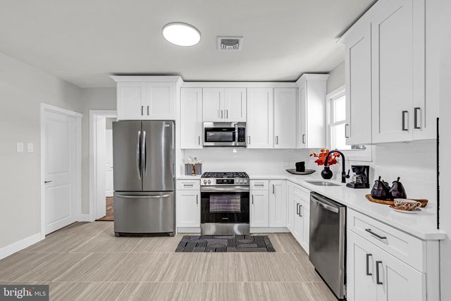 519 S BLACK HORSE PIKE, Blackwood, NJ 08012