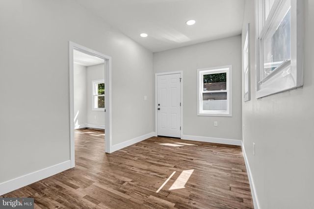 519 S BLACK HORSE PIKE, Blackwood, NJ 08012