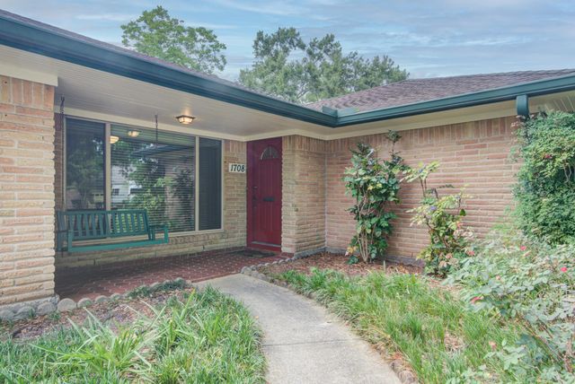 1708 Capstan Road, Houston, TX 77062