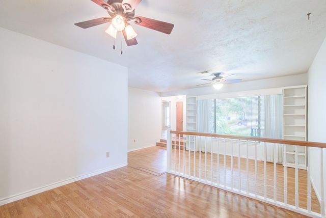 1708 Capstan Road, Houston, TX 77062