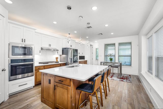 1035 Lime Gruene, New Braunfels, TX 78130