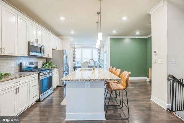 5862 KATE CHOPIN PL, White Plains, MD 20695