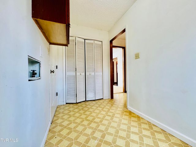 5 Red Fern Circle, Johnson City, TN 37604