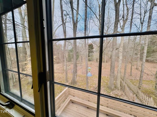 5 Red Fern Circle, Johnson City, TN 37604