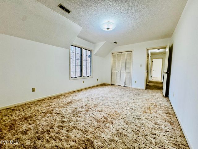 5 Red Fern Circle, Johnson City, TN 37604