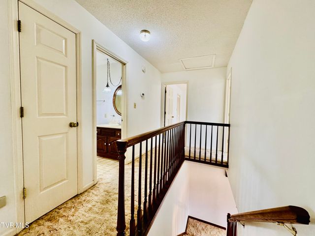 5 Red Fern Circle, Johnson City, TN 37604