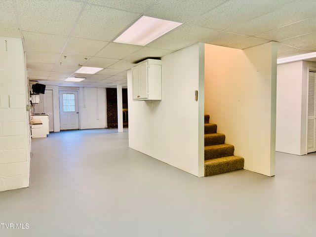 5 Red Fern Circle, Johnson City, TN 37604