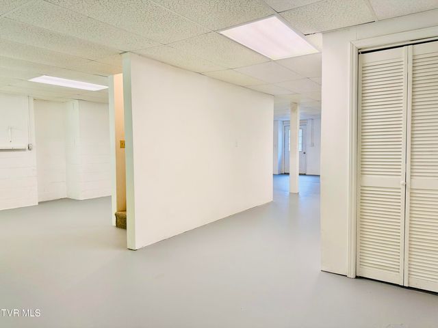 5 Red Fern Circle, Johnson City, TN 37604