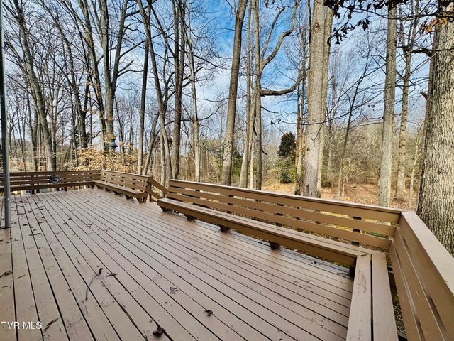 5 Red Fern Circle, Johnson City, TN 37604