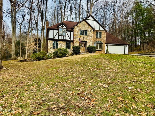 5 Red Fern Circle, Johnson City, TN 37604