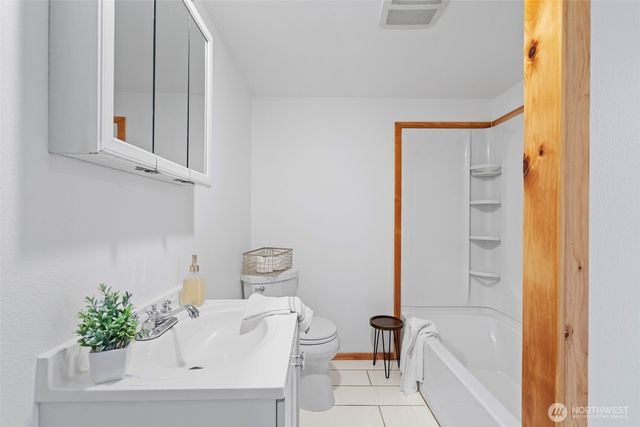 8702 Cabot Street SE, Tumwater, WA 98501