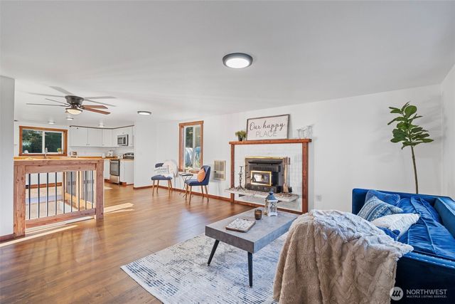 8702 Cabot Street SE, Tumwater, WA 98501