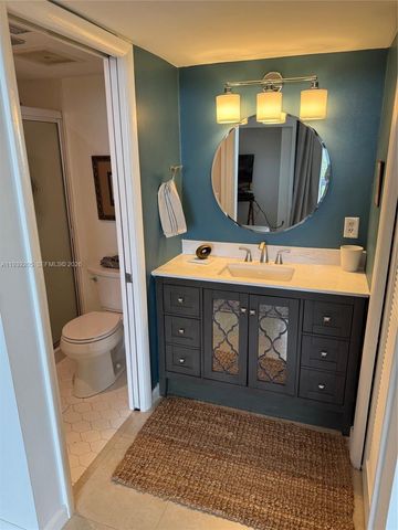 2425 Presidential Way 703, West Palm Beach, FL 33401