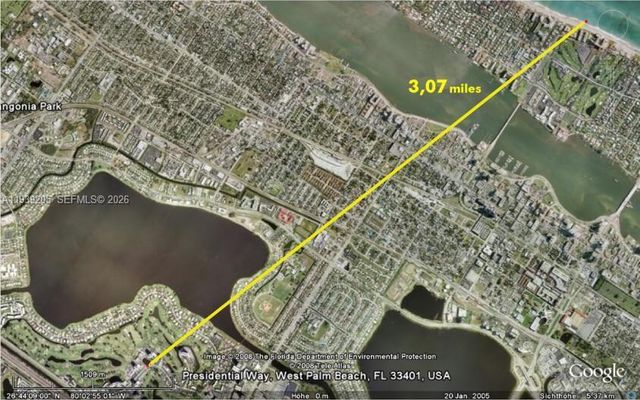 2425 Presidential Way 703, West Palm Beach, FL 33401