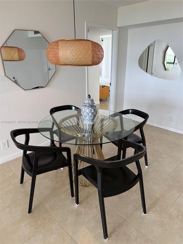 2425 Presidential Way 703, West Palm Beach, FL 33401