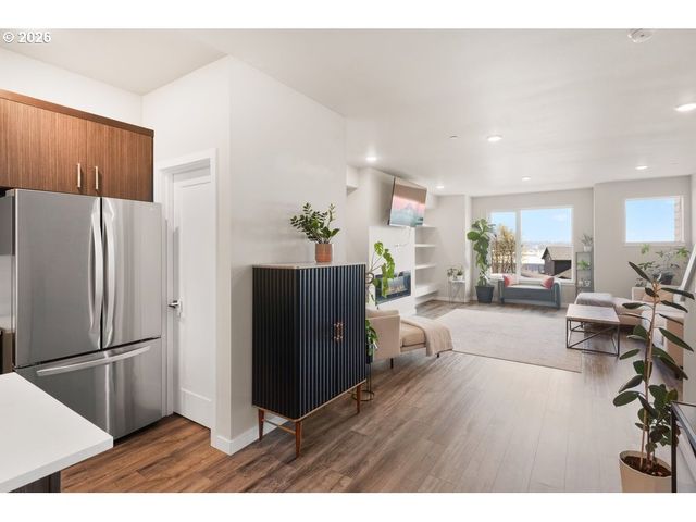 2635 Nw SUSSEX Ave, Portland, OR 97210