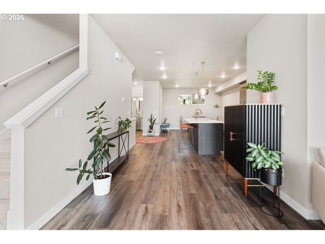 2635 Nw SUSSEX Ave, Portland, OR 97210