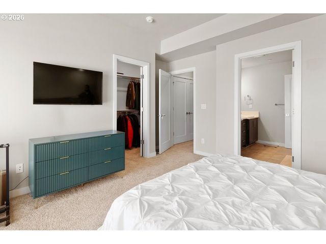 2635 Nw SUSSEX Ave, Portland, OR 97210