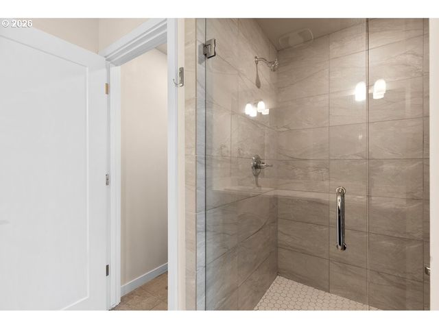 2635 Nw SUSSEX Ave, Portland, OR 97210