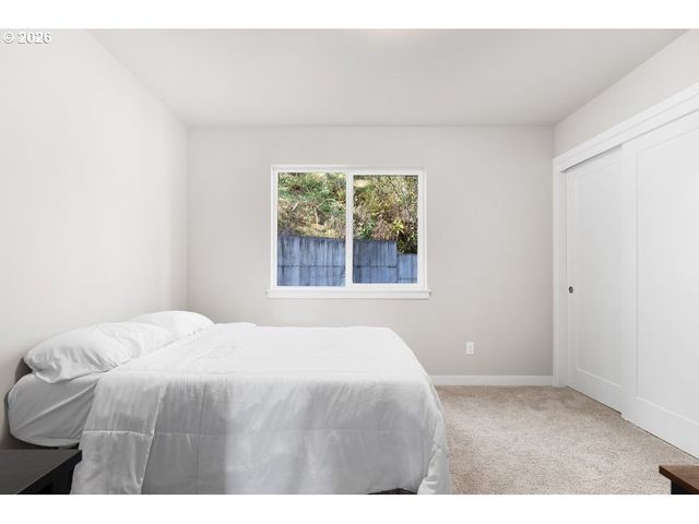 2635 Nw SUSSEX Ave, Portland, OR 97210