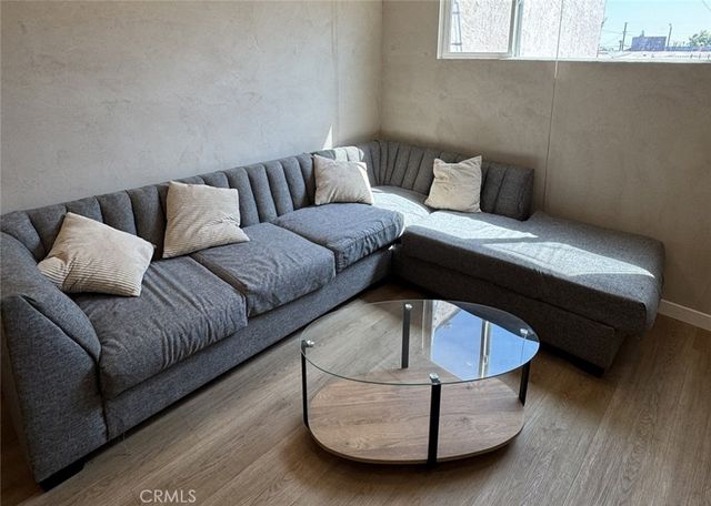 7416 S Western Avenue, Los Angeles, CA 90047