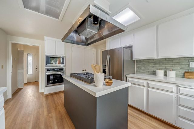 709 San Leandro Circle, Salinas, CA 93901