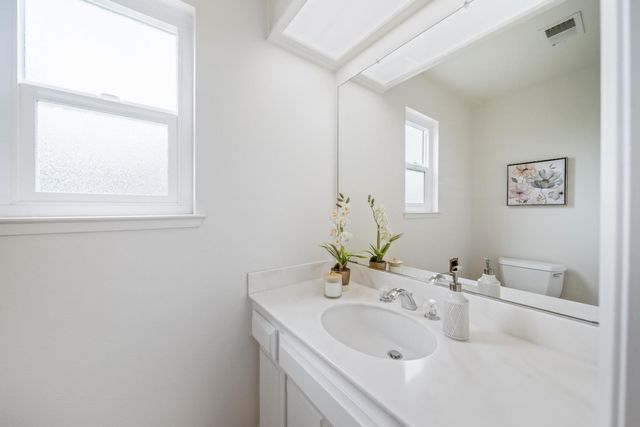 709 San Leandro Circle, Salinas, CA 93901