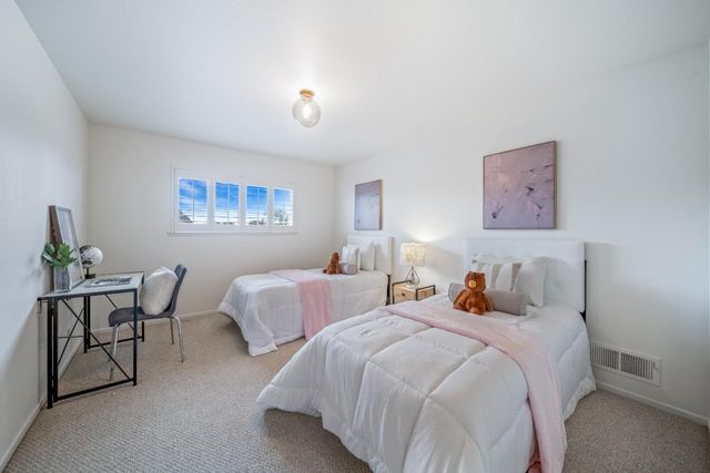709 San Leandro Circle, Salinas, CA 93901