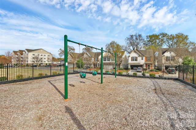6629 Portland Rose Lane, Charlotte, NC 28210