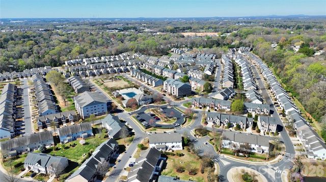 6629 Portland Rose Lane, Charlotte, NC 28210