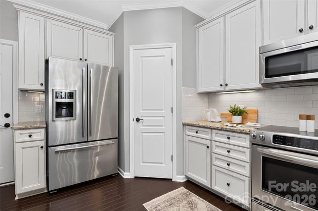6629 Portland Rose Lane, Charlotte, NC 28210