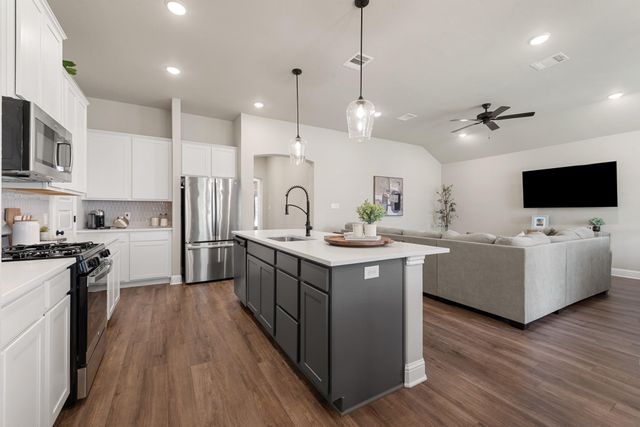 6221 Wilkesboro Drive, College Station, TX 77845