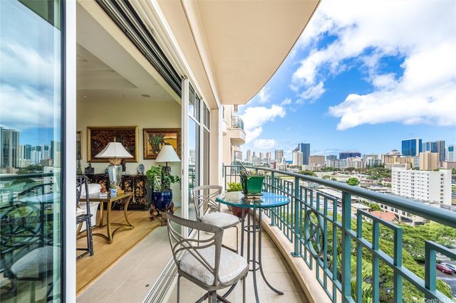 1740 S Beretania Street 9, Honolulu, HI 96826