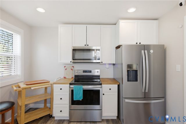 1016 Crafton Ln, Richmond, VA 23222