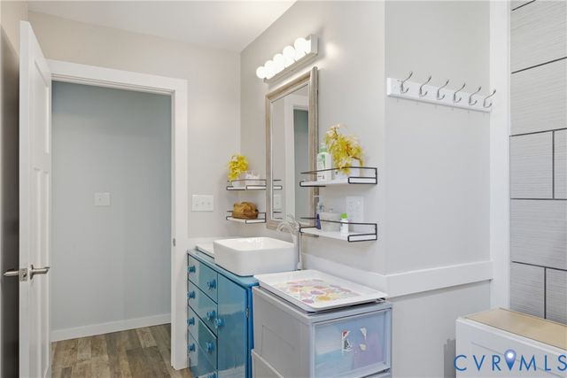 1016 Crafton Ln, Richmond, VA 23222