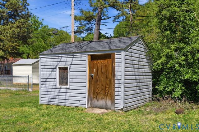 1016 Crafton Ln, Richmond, VA 23222