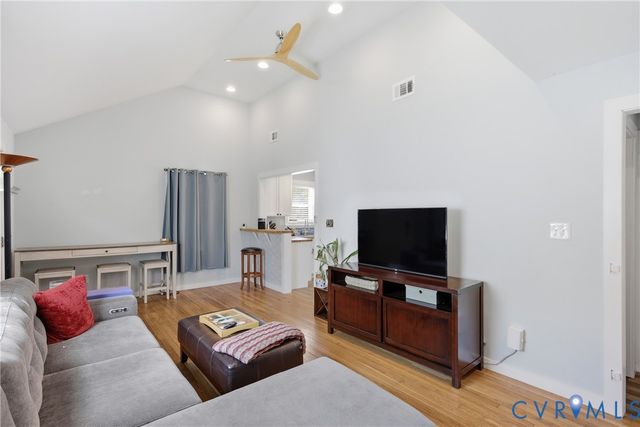 1016 Crafton Ln, Richmond, VA 23222
