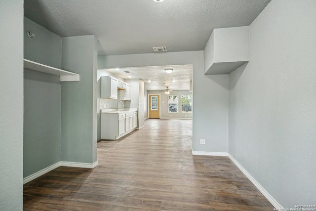 8819 Catalina Bay, San Antonio, TX 78242