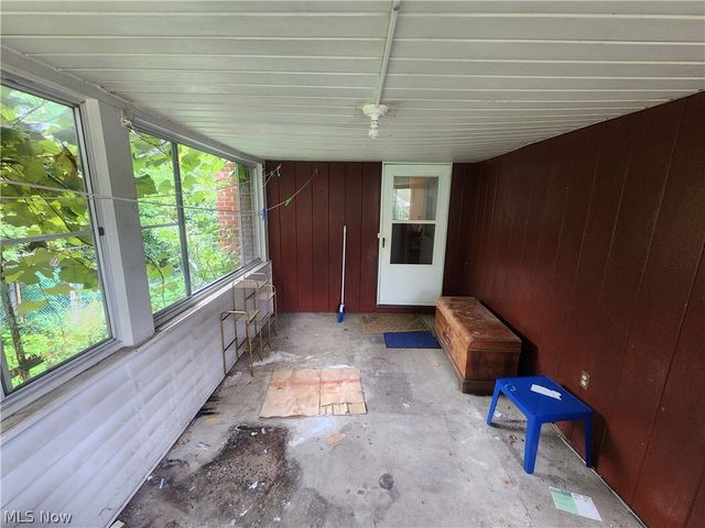 1425 Lynn Park Drive, Cleveland Heights, OH 44121