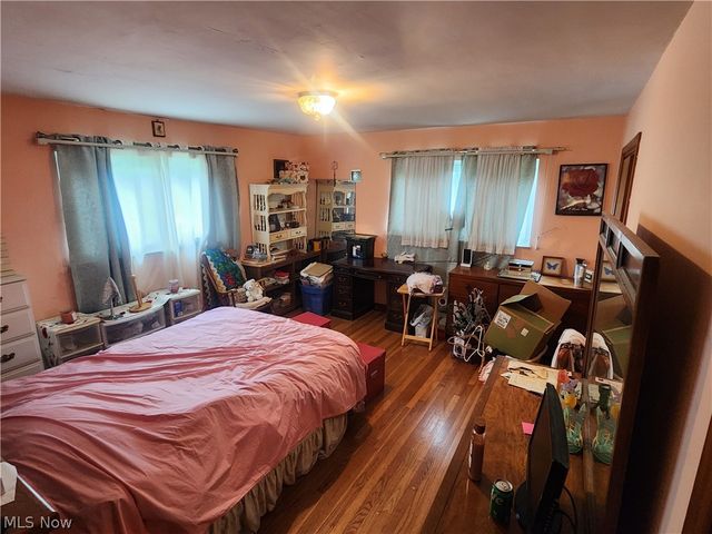 1425 Lynn Park Drive, Cleveland Heights, OH 44121