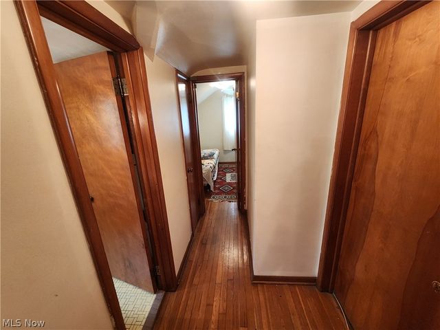 1425 Lynn Park Drive, Cleveland Heights, OH 44121