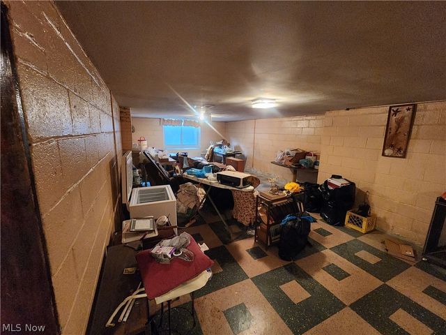 1425 Lynn Park Drive, Cleveland Heights, OH 44121