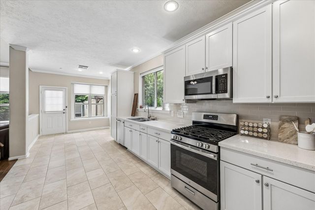 5811 Walkabout Way, Katy, TX 77450