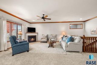 4504 E Kearney Pl Place, Sioux Falls, SD 57110