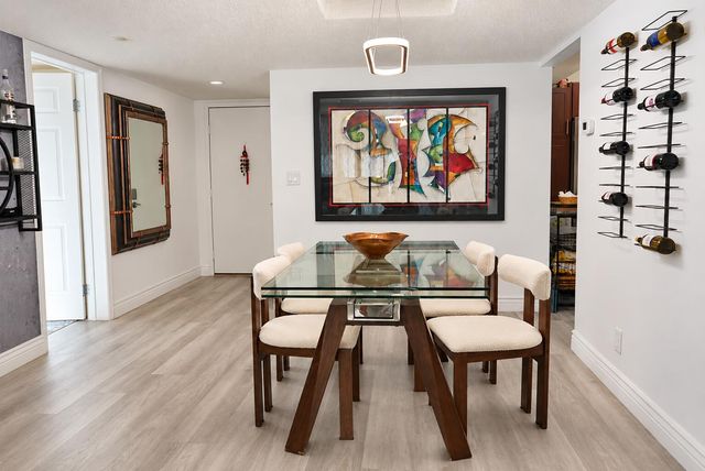 16500 Golf Club Road 301, Weston, FL 33326